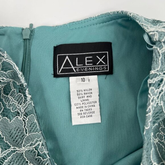 Alex Evenings Seafoam Green Lace Overlay Maxi Dress | Elegant Formal Attire - Picture 3 of 8